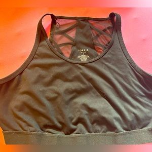 Torrid black sports bra size 4